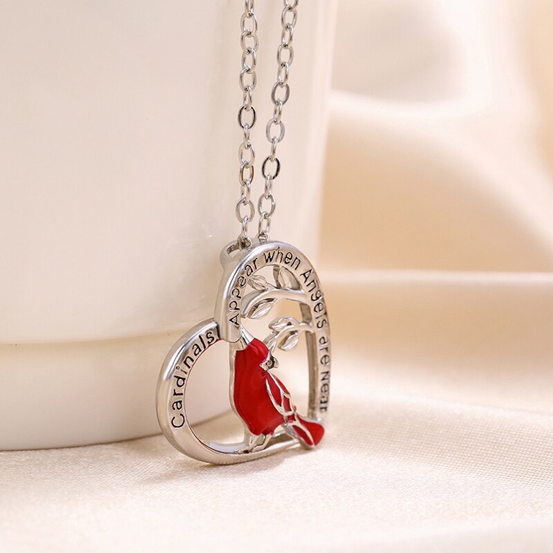 Fashion Cardinal Parrot Necklace Red Bird Cardinals Pendant Memory Of Someone Gift Cardinal Heart Pendant Necklace